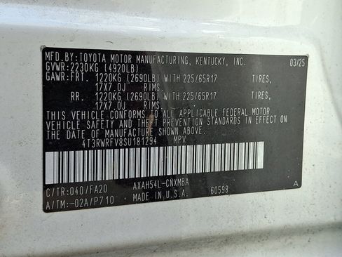Used 2025 Toyota RAV4 XLE AWD/4WD image 26