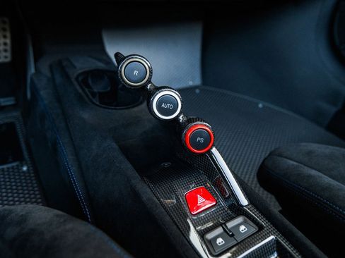 Used 2020 Ferrari 488 Pista Spider image 22