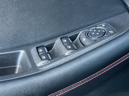 Certified 2022 Ford Edge ST-Line image 13