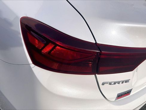 Used 2024 Kia Forte LXS image 33