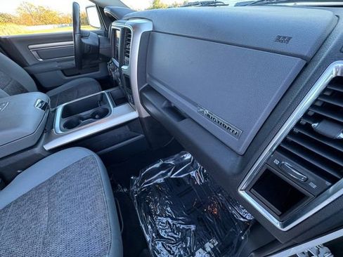 Used 2018 RAM 1500 Big Horn image 31