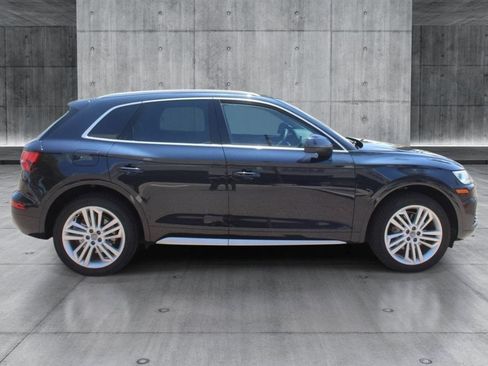 Used 2019 Audi Q5 2.0T Premium Plus w/ Premium Plus Package AWD/4WD image 6