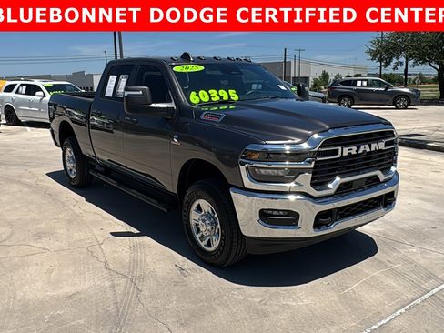 Used 2025 RAM 2500 Tradesman AWD/4WD image 3