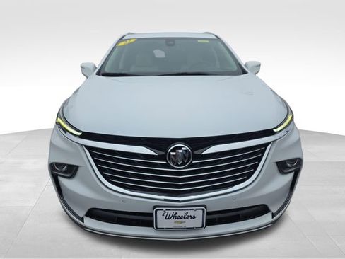 Used 2022 Buick Enclave Essence w/ Trailering Package, 5000 lbs. AWD/4WD image 8