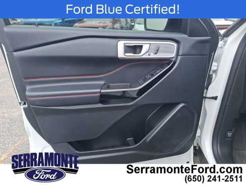 Used 2023 Ford Explorer ST-Line w/ Class IV Trailer Tow Package AWD/4WD image 12