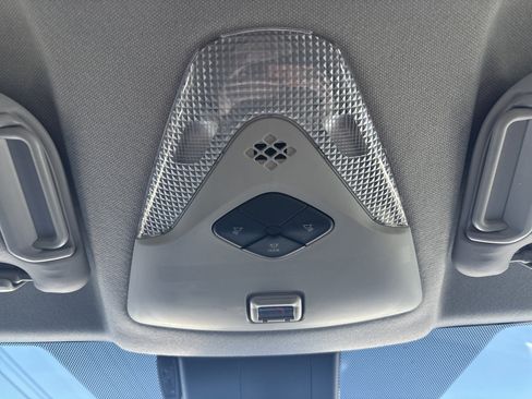 Used 2021 Toyota C-HR Limited image 54