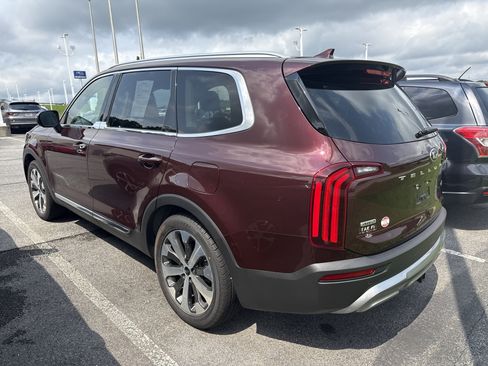 Used 2021 Kia Telluride EX w/ EX Premium Package AWD/4WD image 5