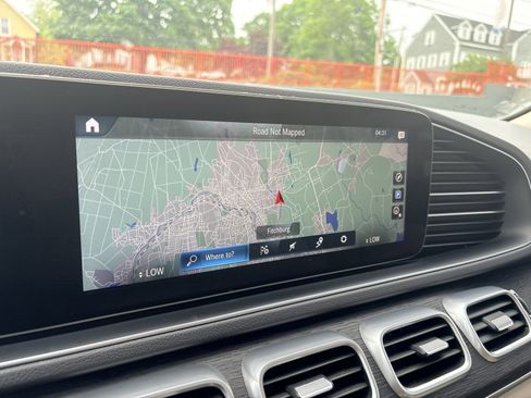 Used 2020 Mercedes-Benz GLE 350 4MATIC image 24