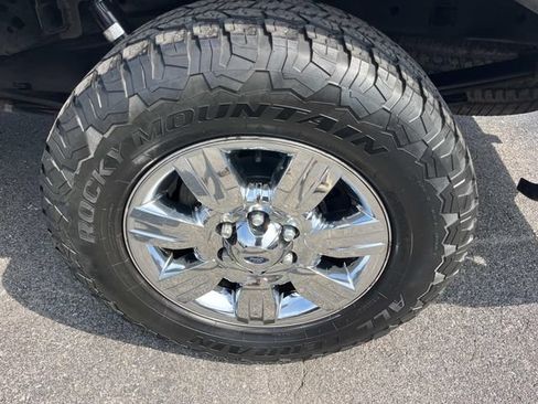 Used 2012 Ford F150 XLT w/ XLT Chrome Pkg AWD/4WD image 12