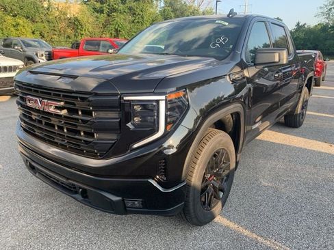 New 2026 GMC Sierra 1500 Elevation image 8