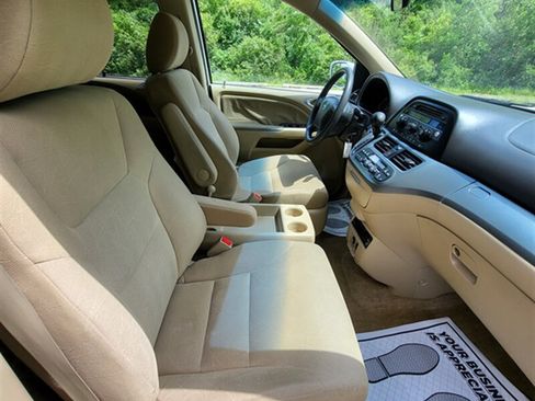 Used 2010 Honda Odyssey EX image 17