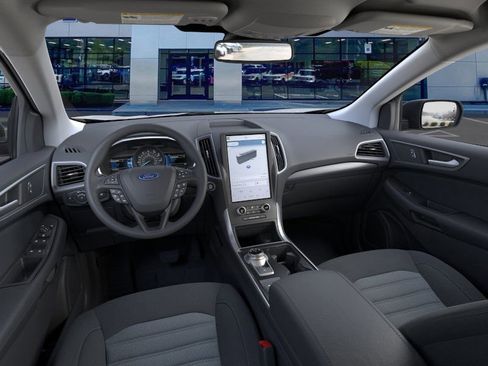 New 2024 Ford Edge SE image 9