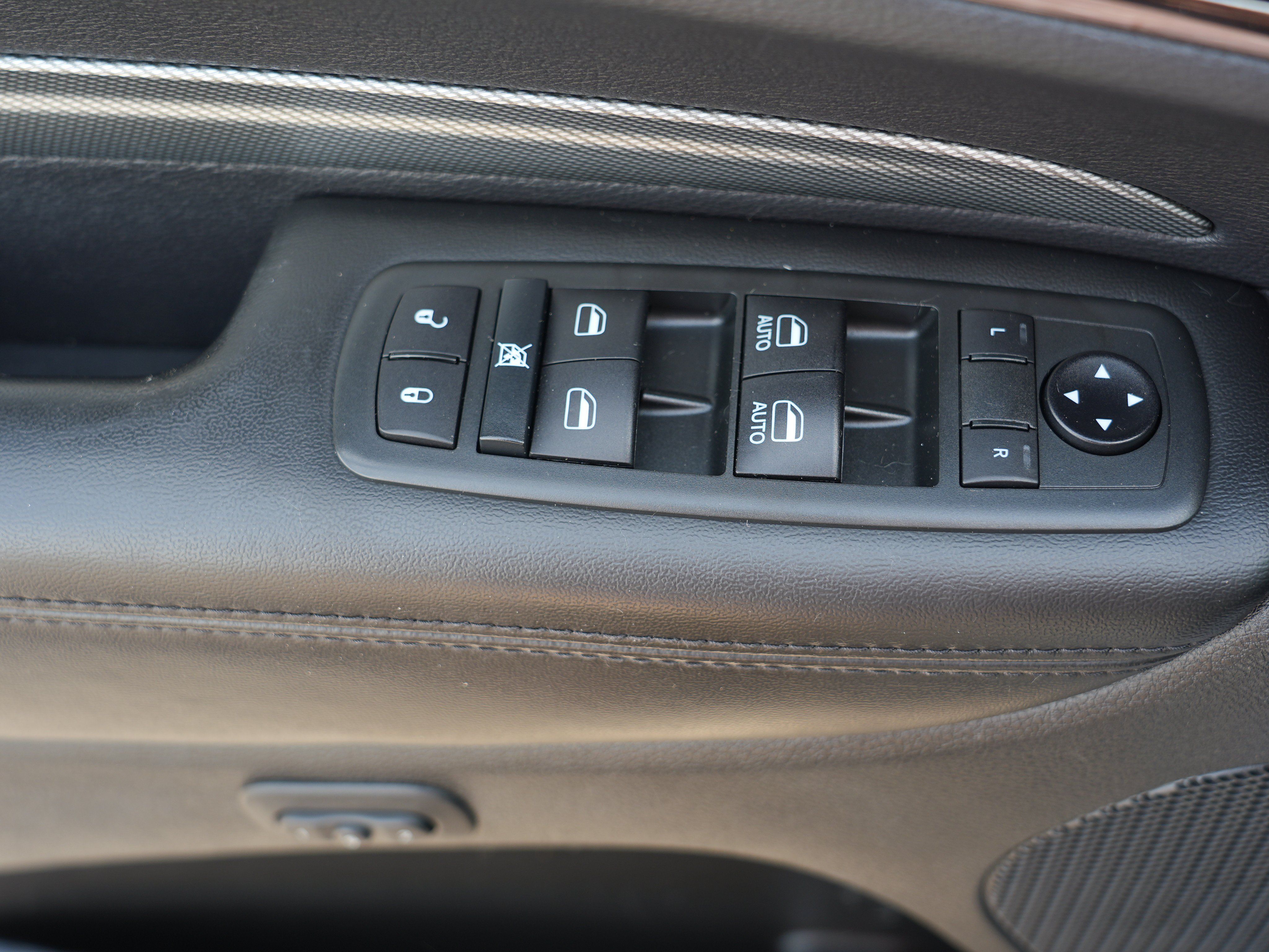 Used 2020 Dodge Durango GT AWD/4WD image 17