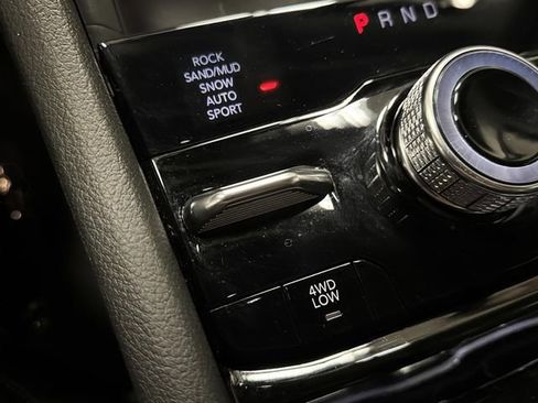 Used 2023 Jeep Grand Cherokee 4WD 4xe w/ Luxury Tech Group II image 25