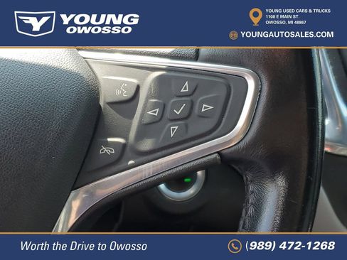 Used 2019 Chevrolet Equinox LT w/ Driver Convenience Package AWD/4WD image 15