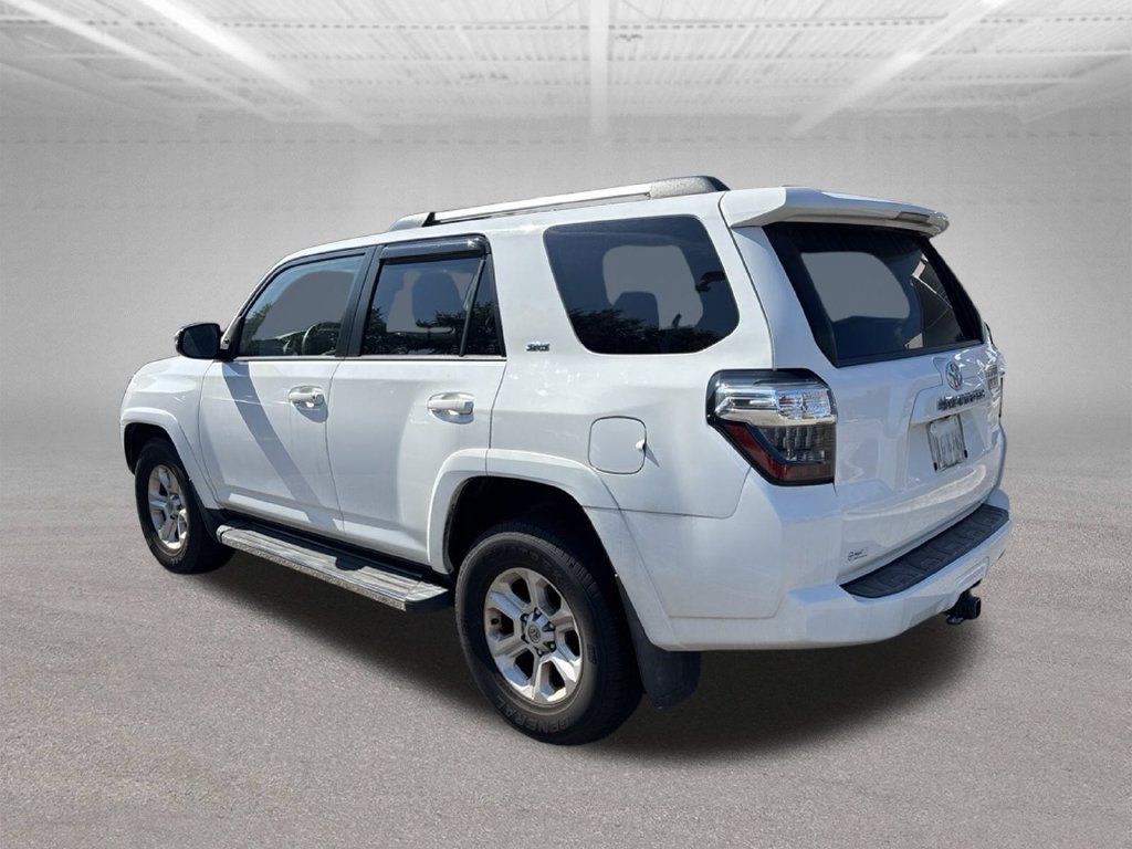 Used 2020 Toyota 4Runner SR5 Premium w/ Moonroof Package RWD image 4