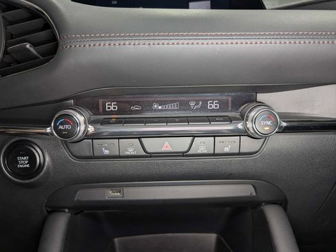 Used 2020 MAZDA MAZDA3 AWD Sedan w/ Preferred Package image 29