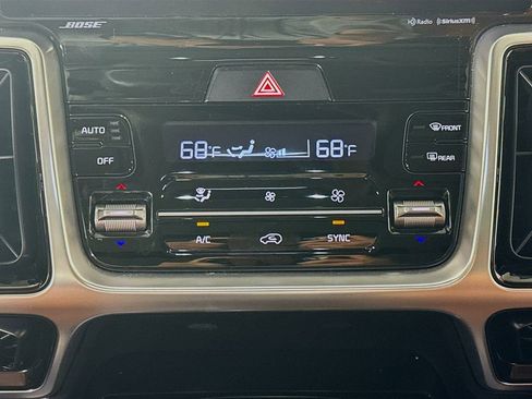 Used 2022 Kia Sorento SX Prestige w/ Rust Color Package image 16