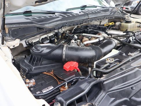 Used 2019 Ford F250 XL w/ STX Appearance Package image 11