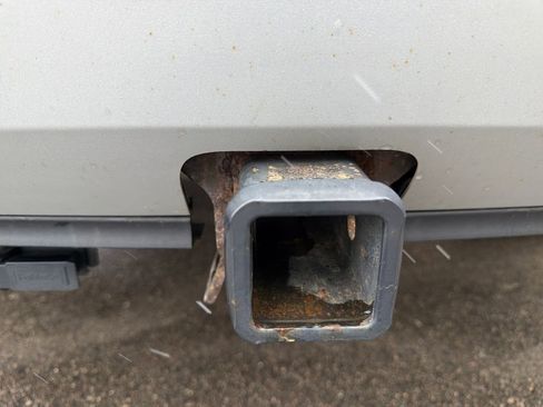 Used 2020 Ford Escape Titanium image 40