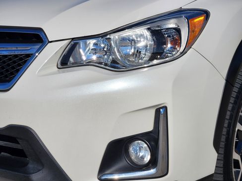 Used 2017 Subaru Crosstrek 2.0i Premium image 9