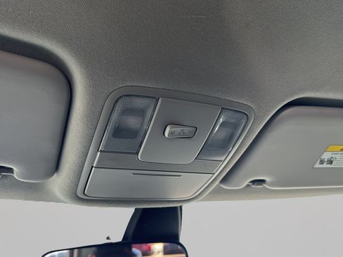 Used 2020 Kia Soul S FWD image 18
