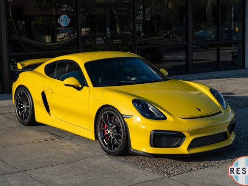 Used 2016 Porsche Cayman GT4 RWD image 30
