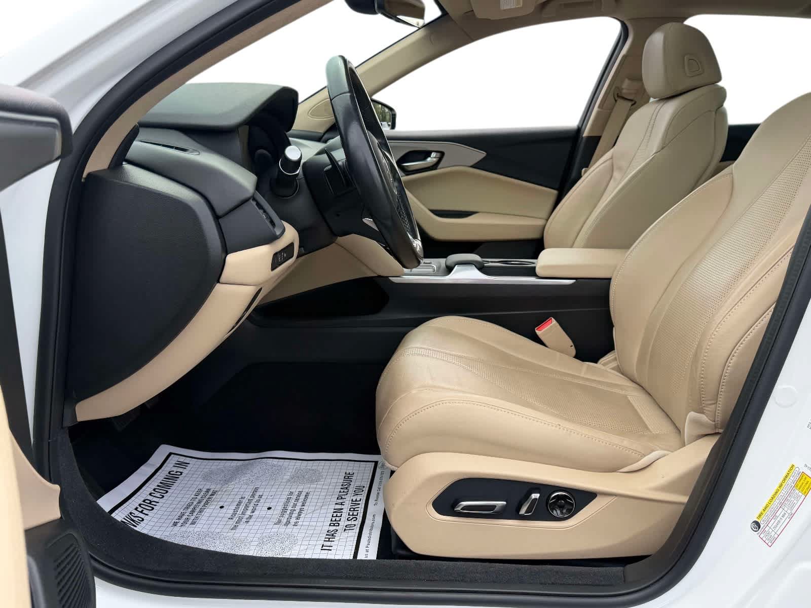 Used 2023 Acura TLX w/ Technology Package FWD image 9