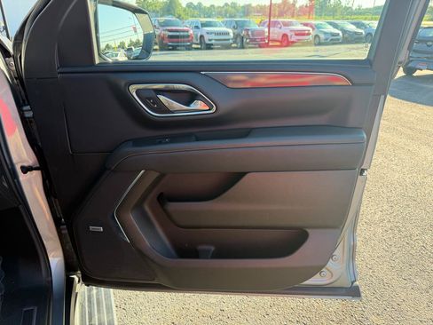 Used 2023 GMC Yukon XL AT4 w/ AT4 Premium Package AWD/4WD image 27