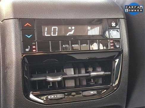 Used 2022 Jeep Grand Cherokee L Limited image 14