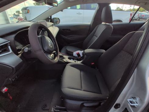 Used 2026 Toyota Corolla LE FWD image 6