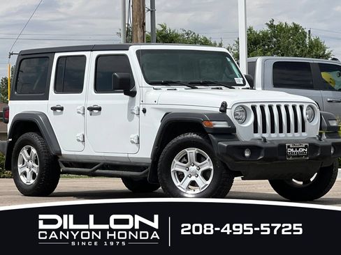 Used 2018 Jeep Wrangler Unlimited Sport AWD/4WD image 2