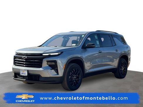 New 2026 Chevrolet Traverse LT w/ Midnight/Sport Edition FWD image 1