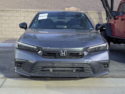 Used 2023 Honda Civic Sport image 2