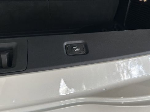 Used 2025 Lincoln Navigator Reserve w/ Jet Appearance Package image 47