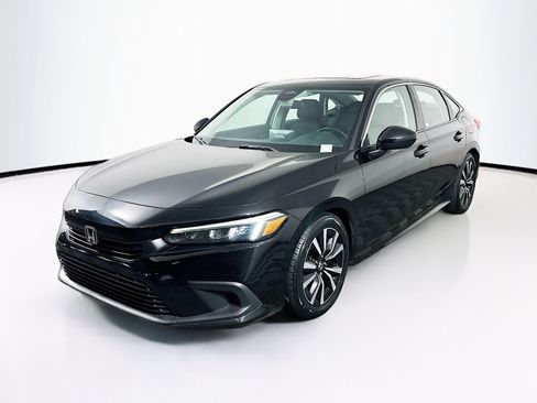 Used 2022 Honda Civic EX image 3