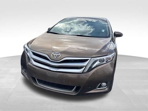 Used 2013 Toyota Venza Limited w/ Tow Prep Pkg image 7