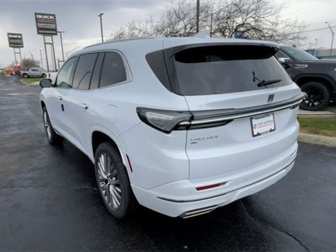 New 2026 Buick Enclave Avenir w/ Super Cruise Package image 8