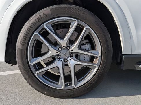 Used 2024 Mercedes-Benz GLE 53 AMG 4MATIC image 10