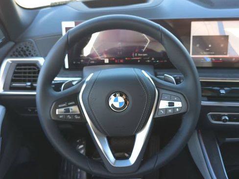 Used 2026 BMW X5 sDrive40i w/ Premium Package RWD image 18
