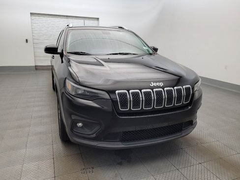 Used 2019 Jeep Cherokee Latitude w/ Popular Appearance Group FWD image 14