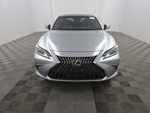 Used 2022 Lexus ES 350 w/ Premium Package FWD image 2