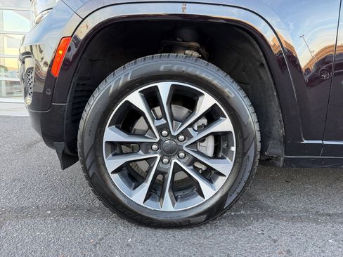 Used 2022 Jeep Grand Cherokee L Overland image 25
