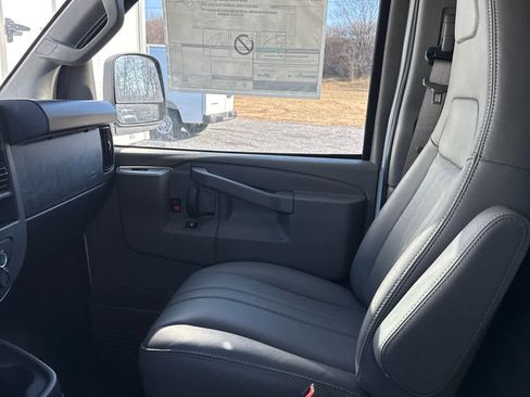 New 2025 GMC Savana 2500 Work Van w/ Driver Convenience Package image 23
