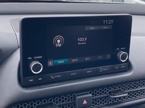 Used 2025 Honda HR-V Sport image 18