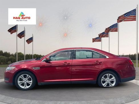 Used 2015 Ford Taurus SEL image 6