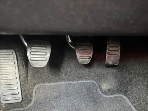 Used 2017 Ford Mustang GT w/ GT Performance Package image 23