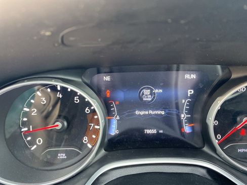 Used 2020 Jeep Compass Latitude w/ Popular Equipment Group image 17