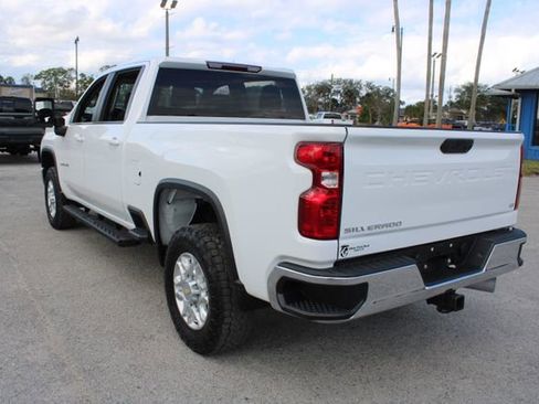 Used 2023 Chevrolet Silverado 2500 LT image 8