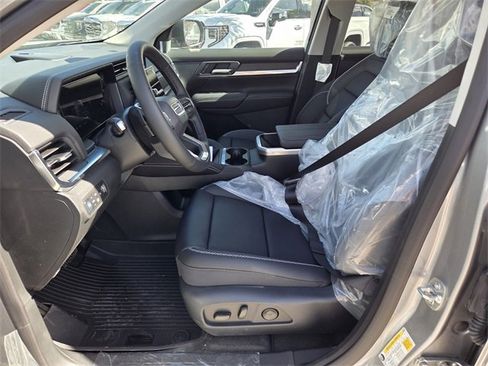 New 2026 GMC Terrain Denali w/ LPO, Floor Liner Package image 4